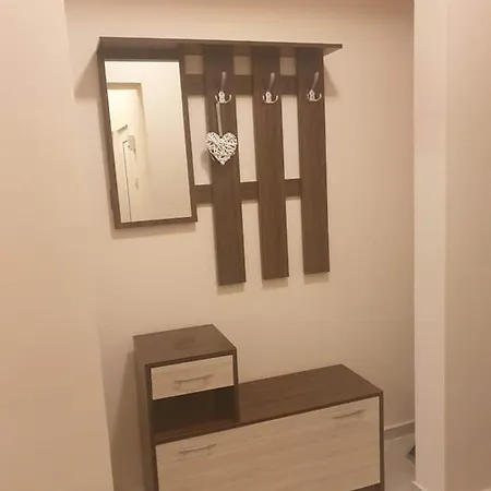 Appartement римски терми-море *